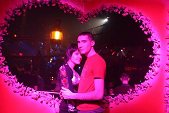 Photo 29 - VALENTIN OU CELIBATAIRE 