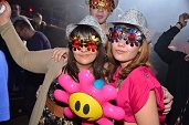 Photo 104 - PEACE AND LOVE