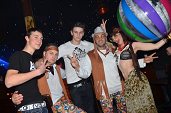 Photo 119 - PEACE AND LOVE