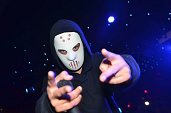 Photo 238 - BASS FUSION ANGERFIST 