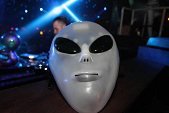 Photo 2 - ALIEN