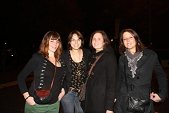 Photo 124 - Red Party - Suite