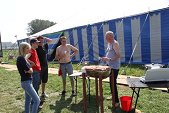Photo 207 - Montage du chapiteau d'Obigies