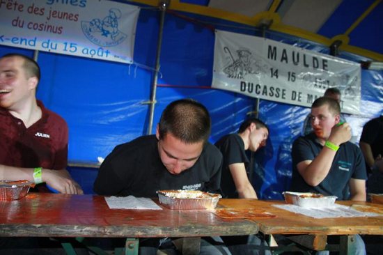 Jeux inter-comités  Show Streap Tease