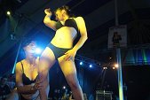 Photo 783 - Jeux inter-comités  Show Streap Tease