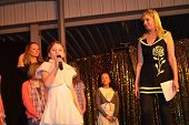 Photo 69 - Remise des echarpes Miss Tournai