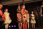 Photo 71 - Remise des echarpes Miss Tournai