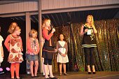 Photo 78 - Remise des echarpes Miss Tournai