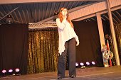 Photo 81 - Remise des echarpes Miss Tournai