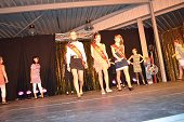 Photo 91 - Remise des echarpes Miss Tournai