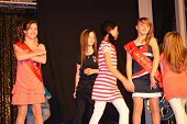 Photo 93 - Remise des echarpes Miss Tournai