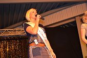 Photo 179 - Remise des echarpes Miss Tournai