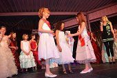 Photo 239 - Remise des echarpes Miss Tournai