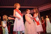 Photo 242 - Remise des echarpes Miss Tournai