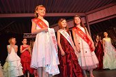 Photo 245 - Remise des echarpes Miss Tournai