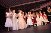 Photo 259 - Remise des echarpes Miss Tournai