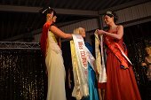 Photo 315 - Remise des echarpes Miss Tournai