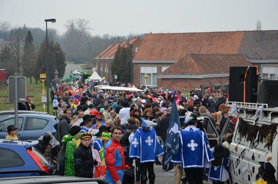 Carnavo 2-2