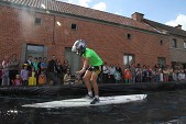 Photo 213 - Course de lits