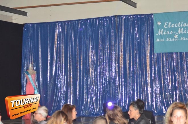 Remise des echarpes Miss Dottignies