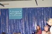 Photo 2 - Remise des echarpes Miss Dottignies