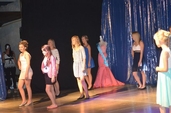 Photo 75 - Remise des echarpes Miss Dottignies