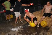 Photo 13 - Les minions jouent