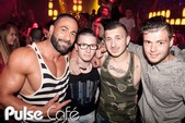 Photo 24 - Mega Mousse