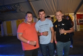 Photo 8 - Blondes Party